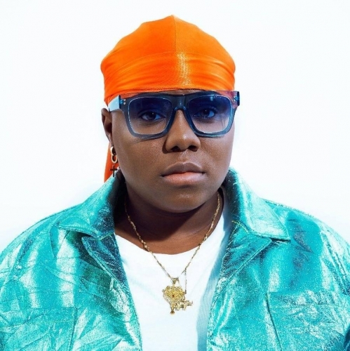 OMG...Teni Cries Out Loud 'I'm Out Of Food' Amid Lockdown