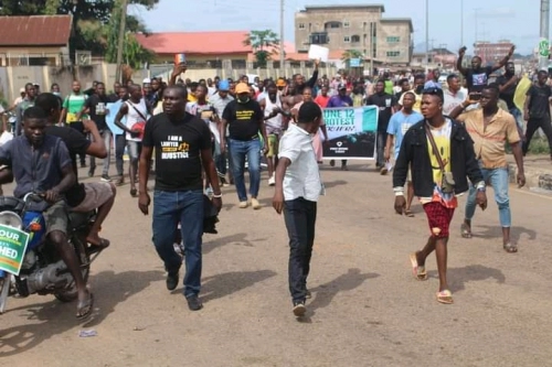 #BuhariMustGo – June 12 Protesters Shut Down Akure
