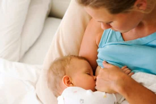 Benefits Of Exclusive Breastfeeding For The Mother And The Baby!